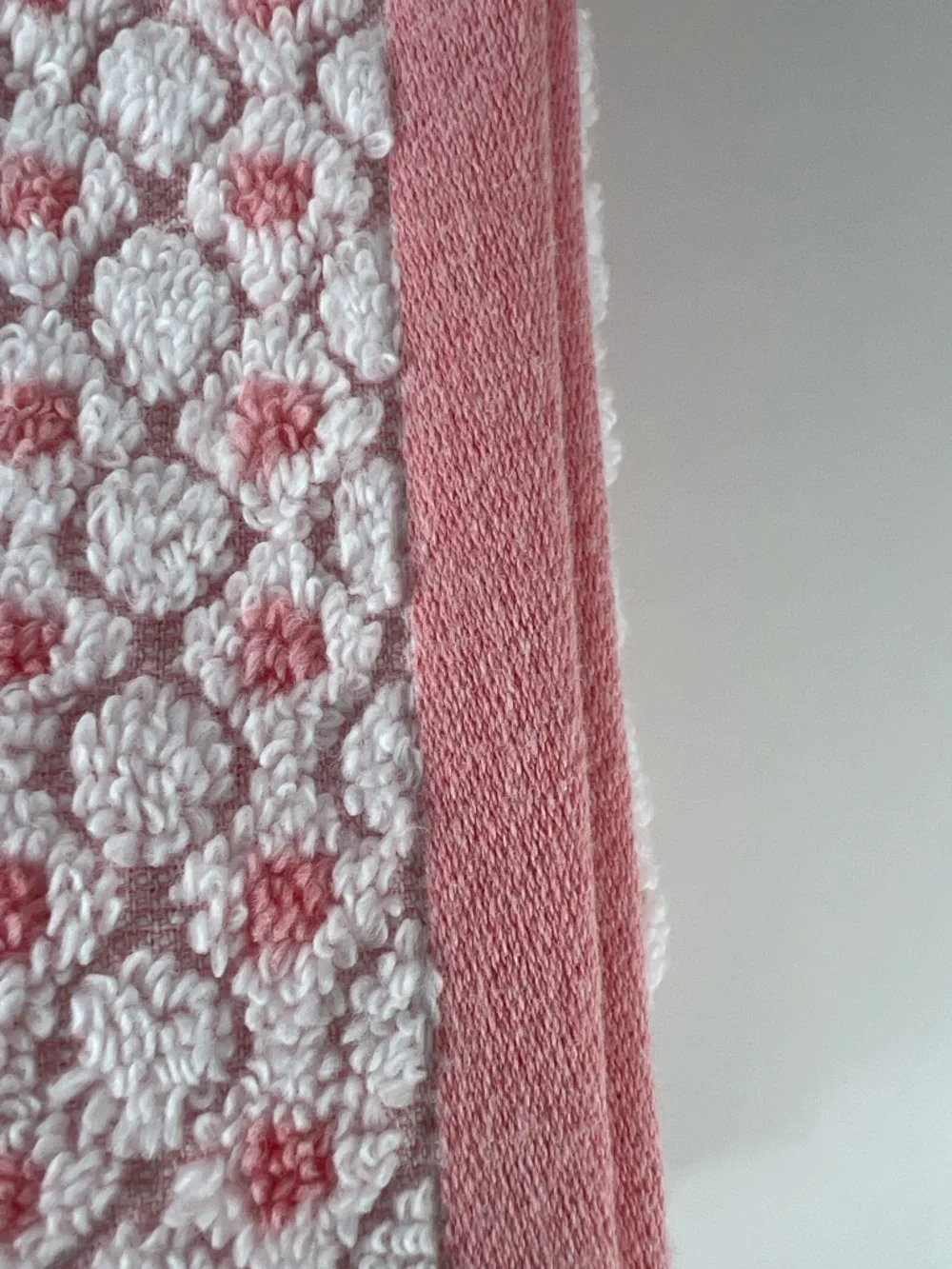 Ecoexistence Eco-Melange Quick Dry Bath Towels Pink White Honeycomb Set of 2 NEW